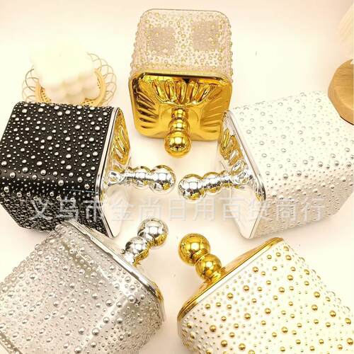 Pearl-style Storage Jars in INS Trend for 2025, Featuring a