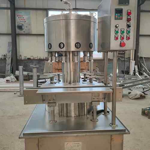 全自动灌机 厂家供应卧式定灌装机 量小装白酒葡萄酒液体型罐装机