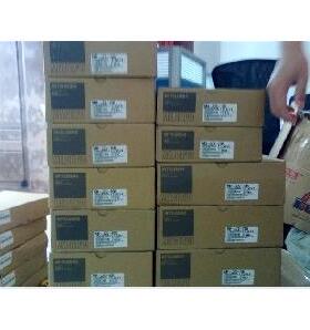 HF-KP13 13B 伺服马达电机HF-KP23 23B HF-KP43 43B 现货HF-KP053