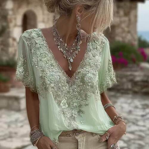 V-neck printed top with short sleevesV领印花上衣短袖