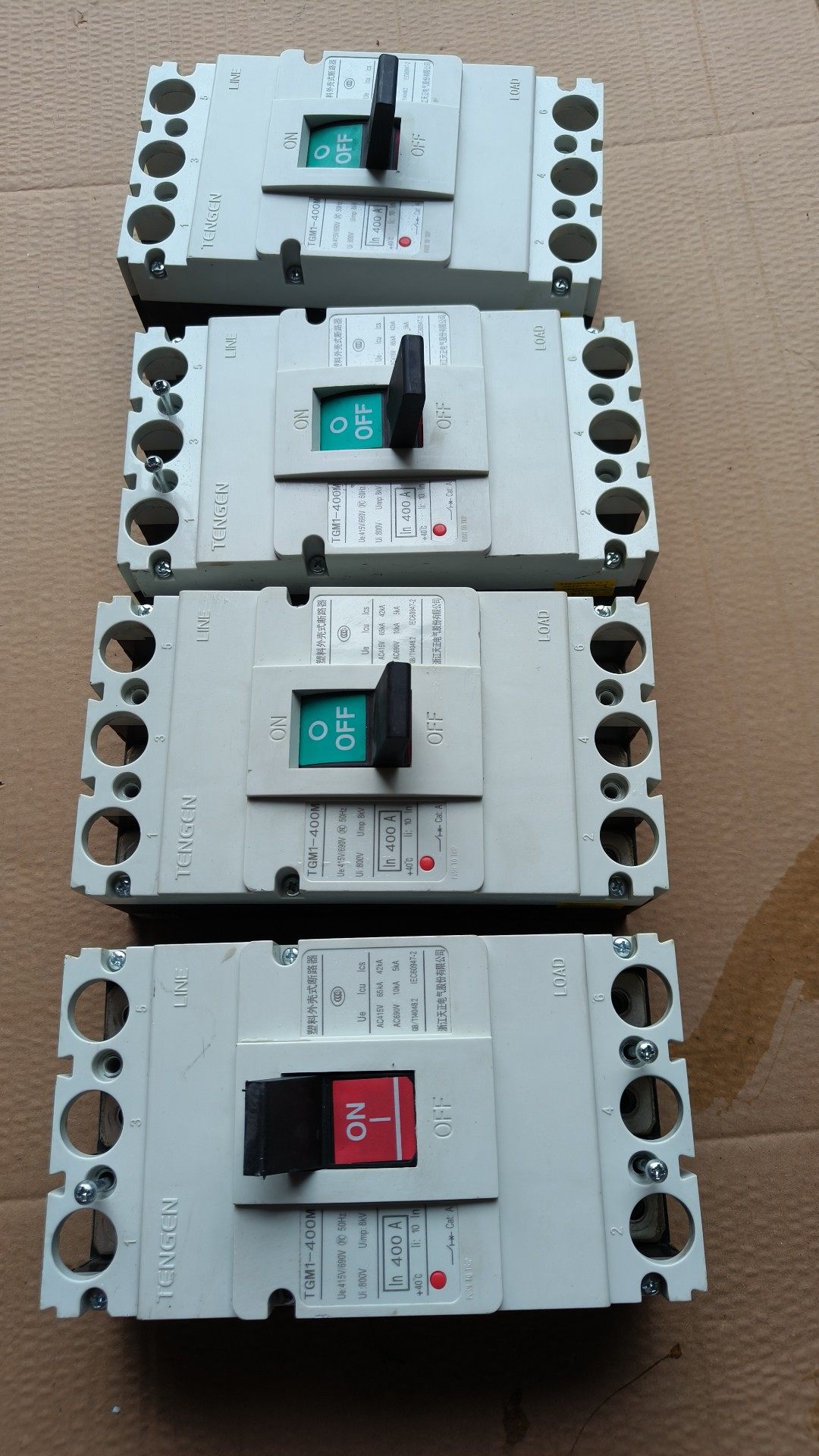 天正塑壳断路器3P  400A  拆机件