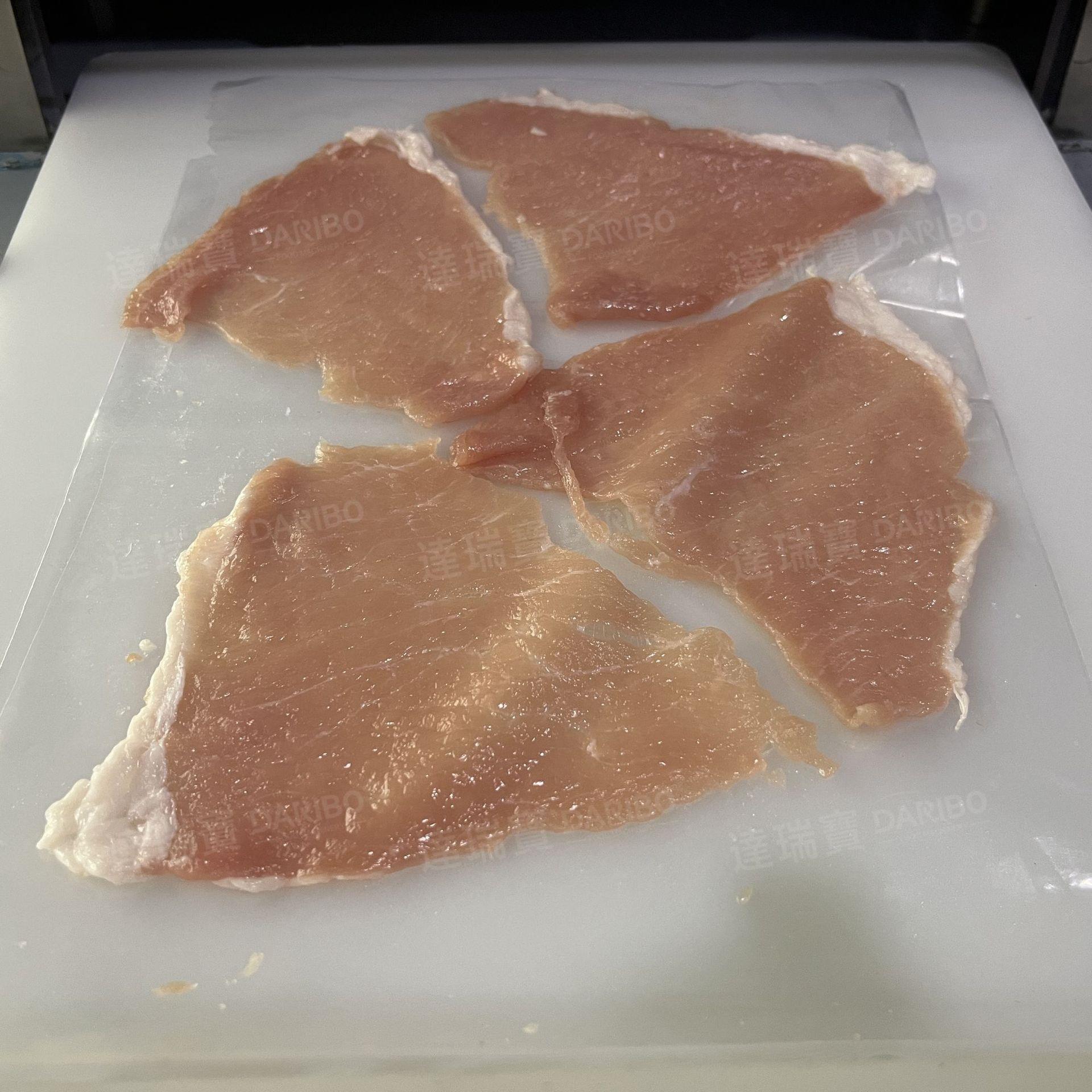 W炸猪排炸猪扒压扁压片设备 全自动肉排压片器炸鸡扒鸡排前道工序