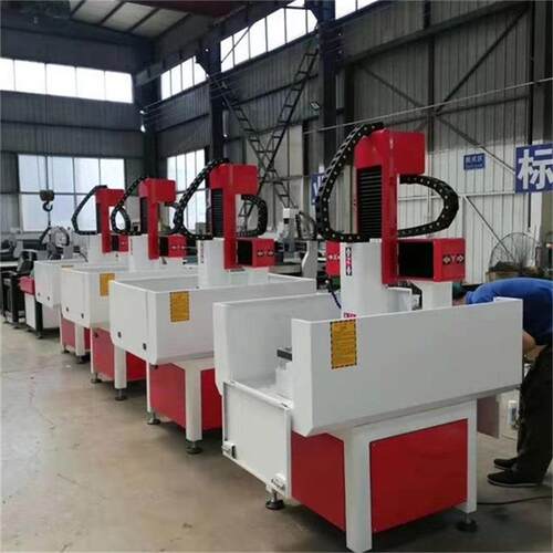 广告木工石材雕刻机自动巡边切割镂空雕刻机6090小型数控雕刻机