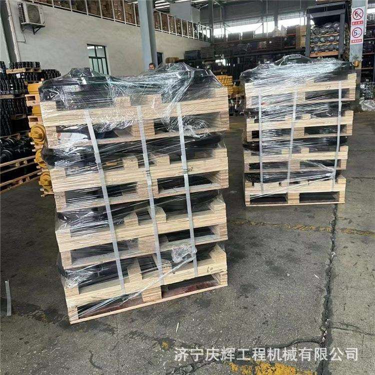 凯斯挖掘机引导轮CX130B CX210链条 支重轮 链轨 底盘件 护链架