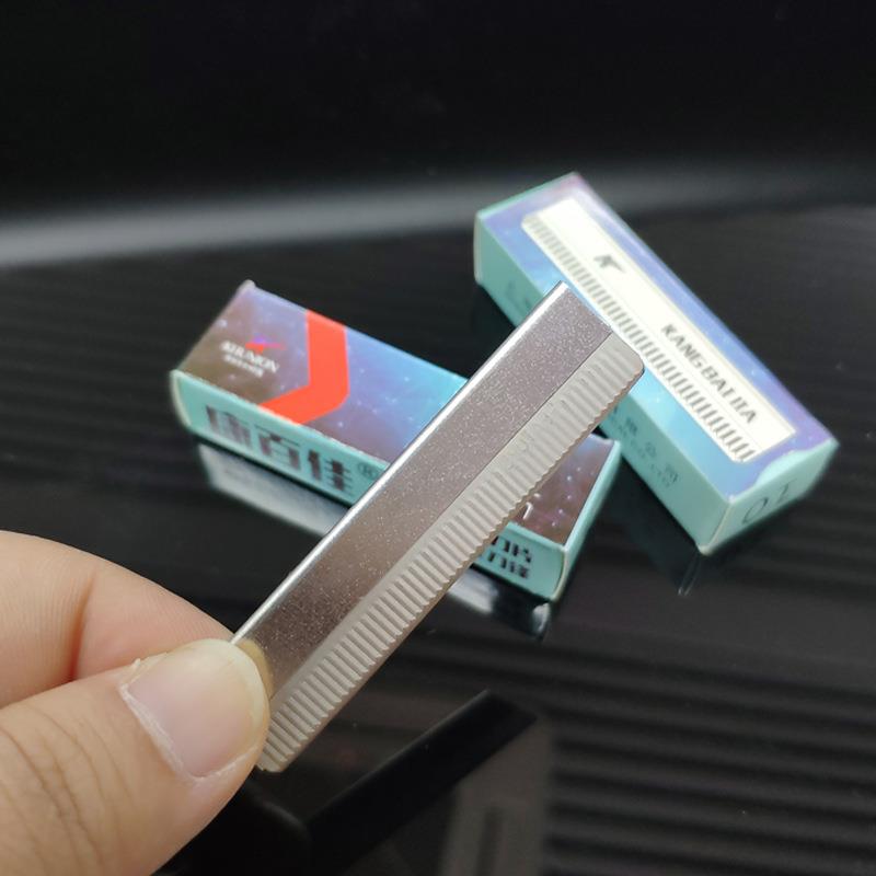 康百佳羽毛刀片 修眉刀片剃須理發(fā) 美容院理發(fā)店 100片買送刀架