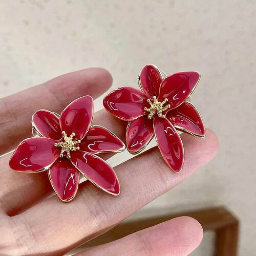 Metal Flower Drops Oil Earrings European Style PersonalityS