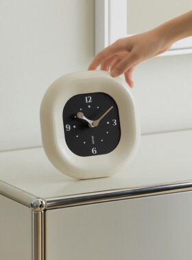 wozoom屋准家居客厅桌面摆件卧室玄关奶油风创意座钟高级感装饰品