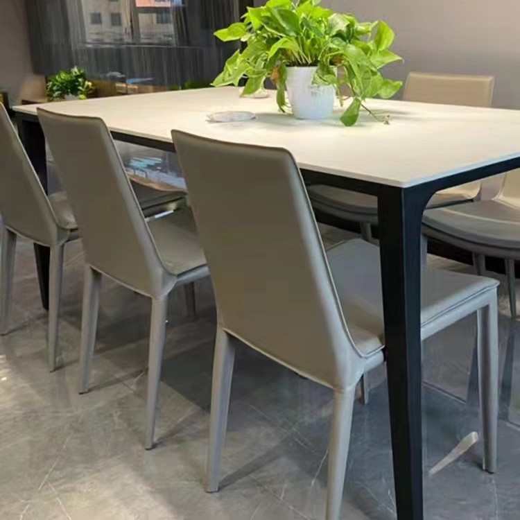 椅北欧现代皮餐桌奢马鞍式简约轻简家用椅意设计师靠背餐厅极餐椅