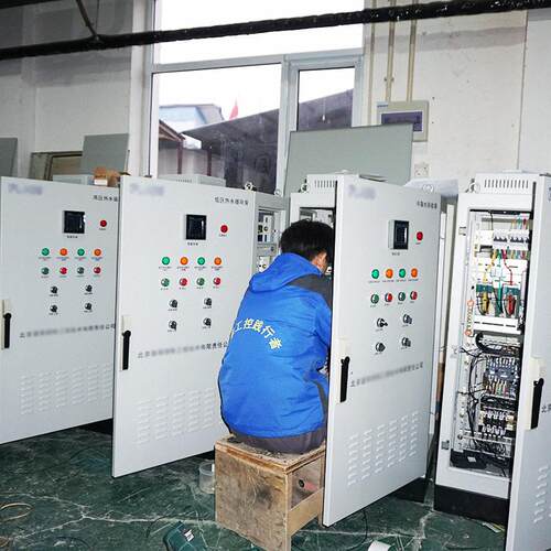 家用空调管道热水循环泵控制柜plc自动化编程电控柜加工定制工厂
