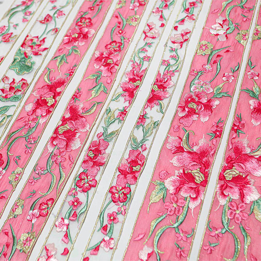 原创蕾丝牡丹辅料绣花重工刺绣汉服袖领口边条欧根纱窗帘边条diy