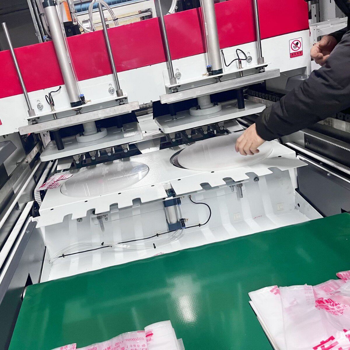 全自4动双层通道热封冷切制袋机 食料品袋袋塑包装346袋底封制袋