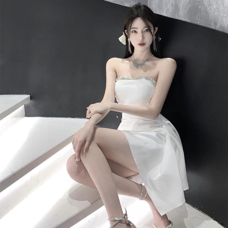 法式小众高级感气质不规则性感包臀白色一字肩抹胸连衣裙女夏礼服