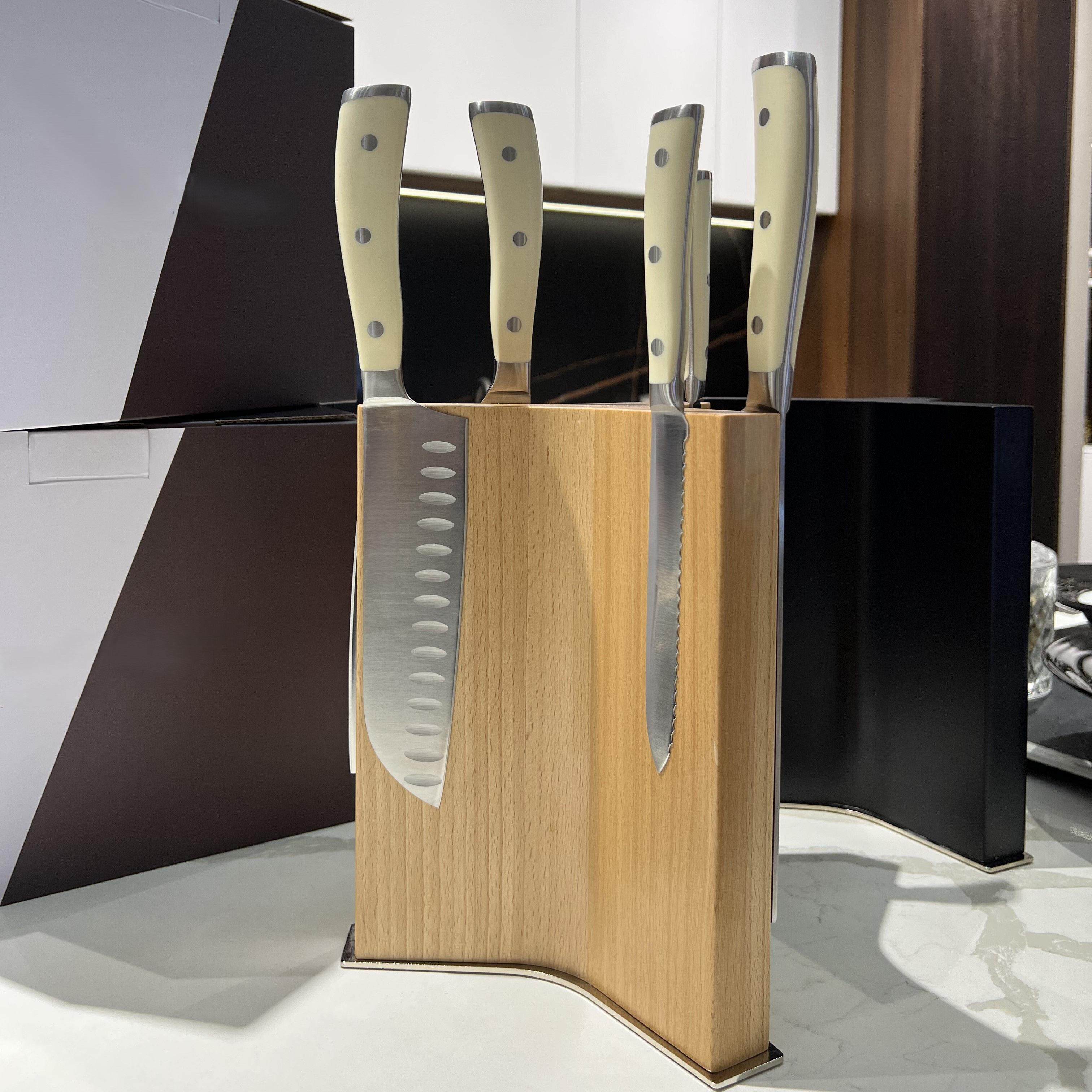 三叉磁性可吸附刀架刀具置物架多功能家用菜刀座