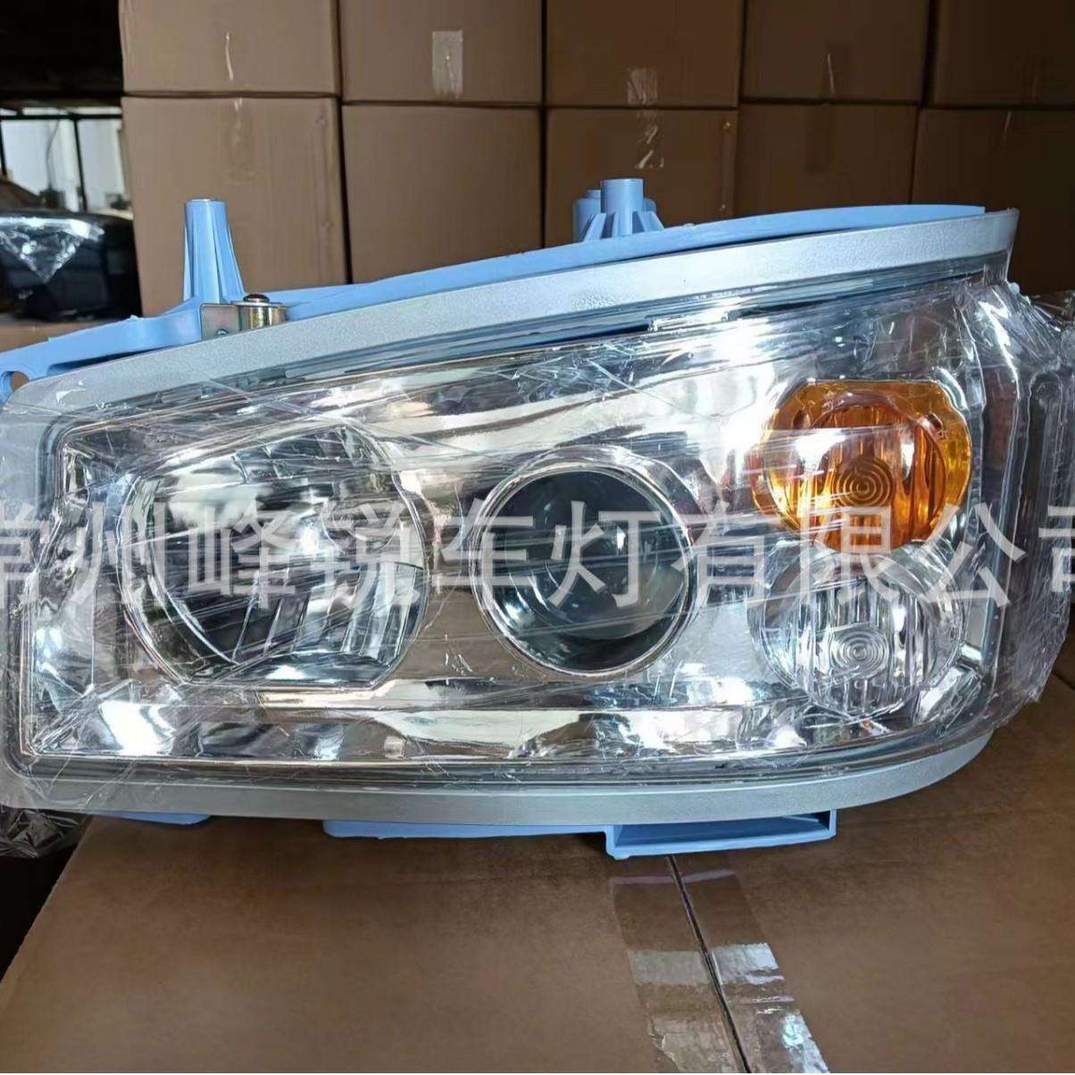 出口重汽豪沃灯泡透镜款led前大灯总成WG9719720001WG9719720002