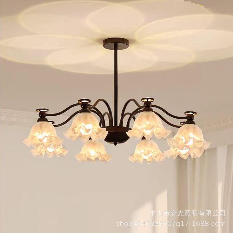 美式田园客厅吊灯创意网红铃兰花朵灯复古乡村灯具中古餐厅卧室灯