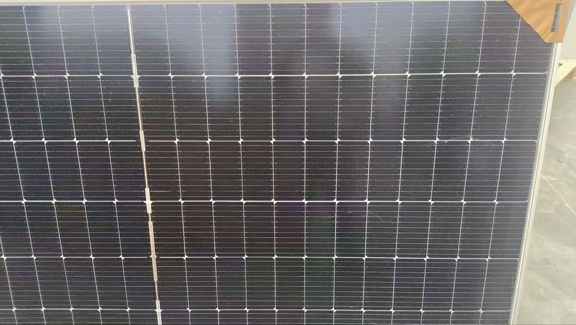 晶科545瓦和550瓦光伏组件到货！