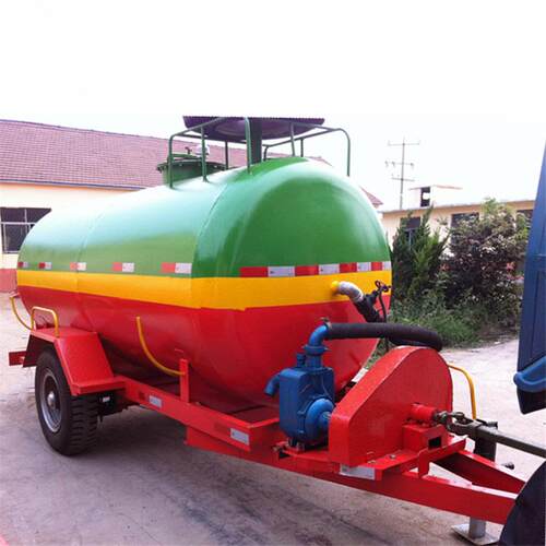 5T水罐拖车园林洒水罐拖车油罐拖车沼渣沼液罐车