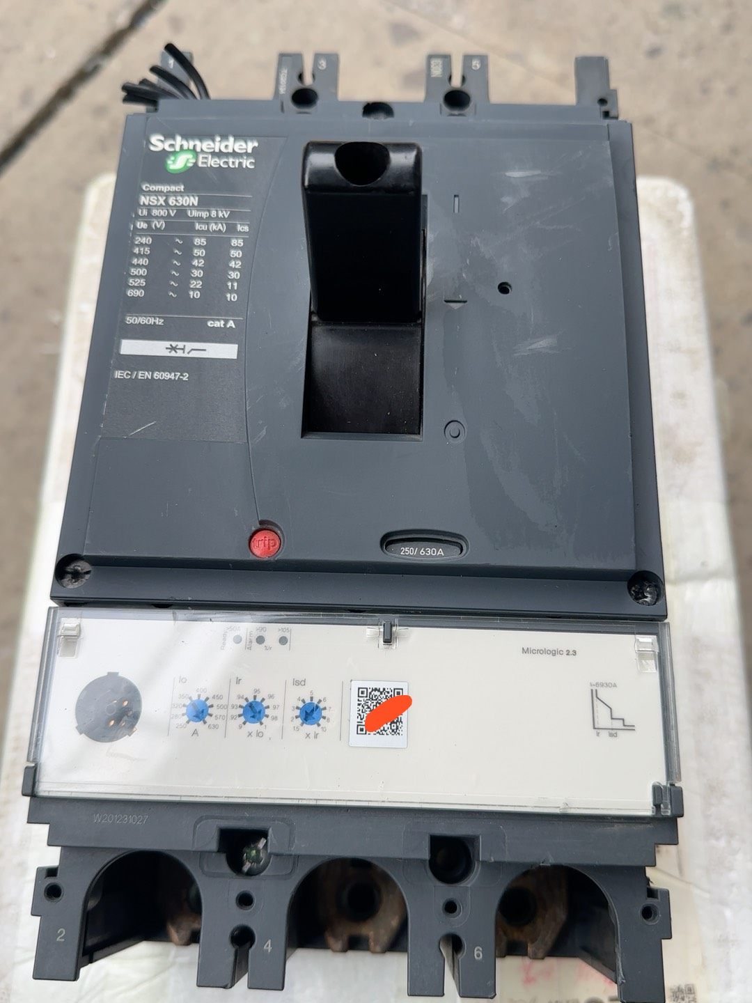 施耐德塑壳断路器 NSX630N 3P 630A