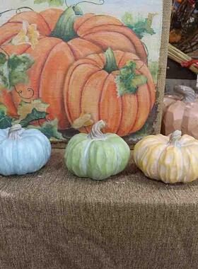 丰收节感恩节桌面摆件树脂彩色剥落木刻凹雕效果南瓜橱窗拍照道具