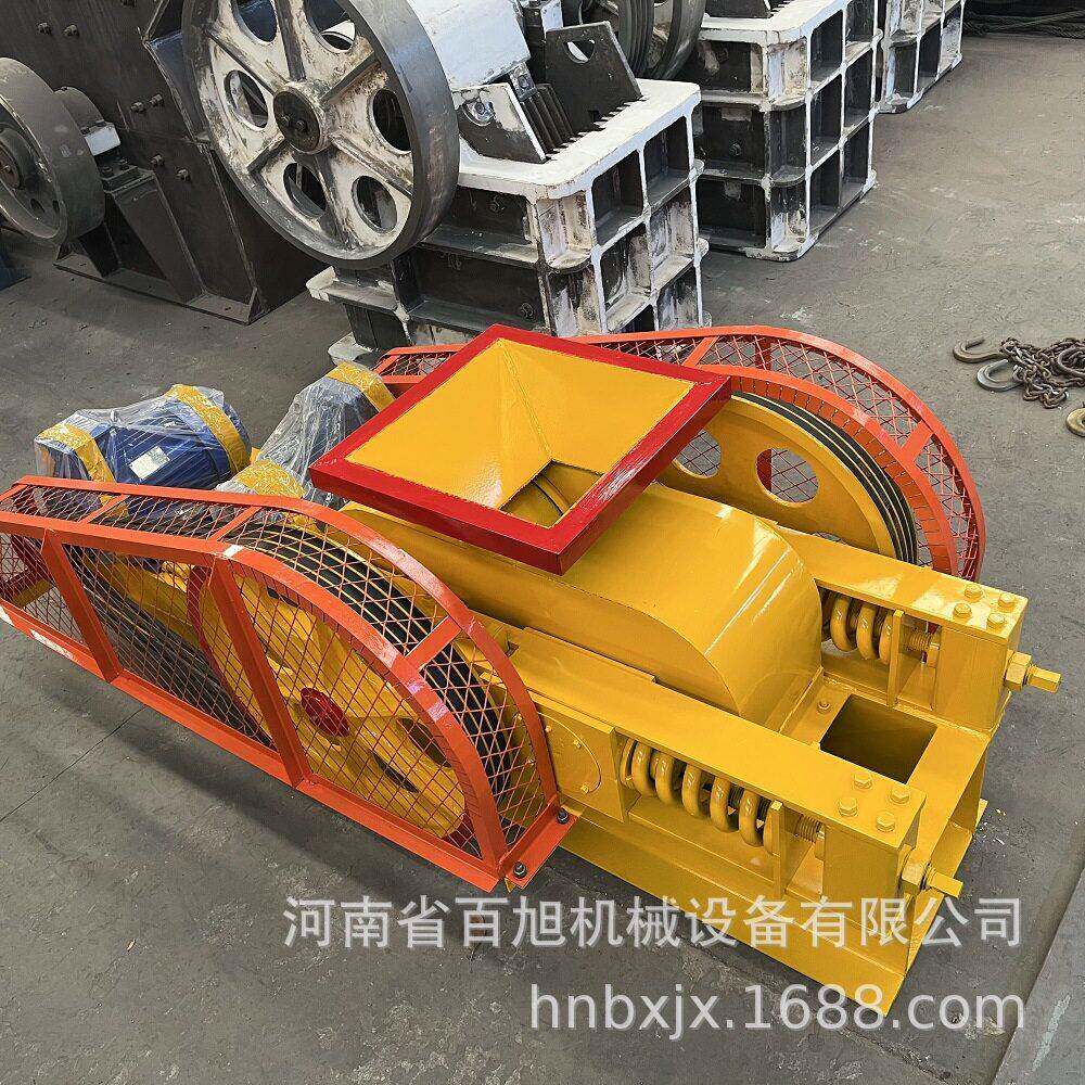 小型锰钢对辊破碎机河卵石石英砂机 工业煤矸石双齿辊破碎机设备