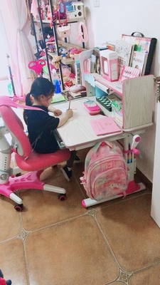 吐槽香奈雅轩儿童学习桌怎么样，口碑效应如何，推荐入手吗
