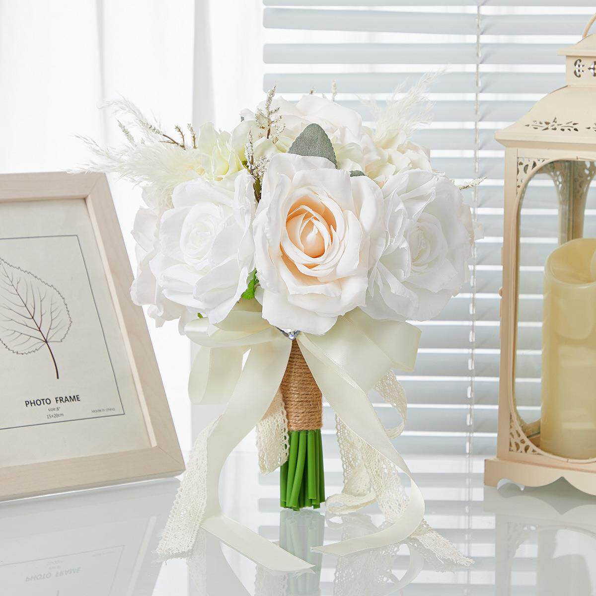 新款婚礼新娘手捧花香槟色玫瑰蝴蝶结流苏装饰仿真手捧花摄影道具