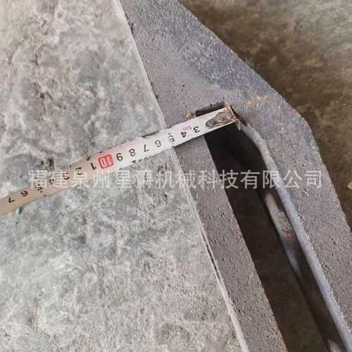 泉州 挖掘机 四轮一带 支重轮 斗齿 驱动轮 引导轮 PC20 斗齿销
