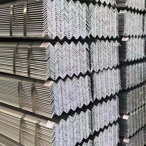 供应角钢角铁工程结构用热轧角冲孔角铁镀锌孔角50x50角钢