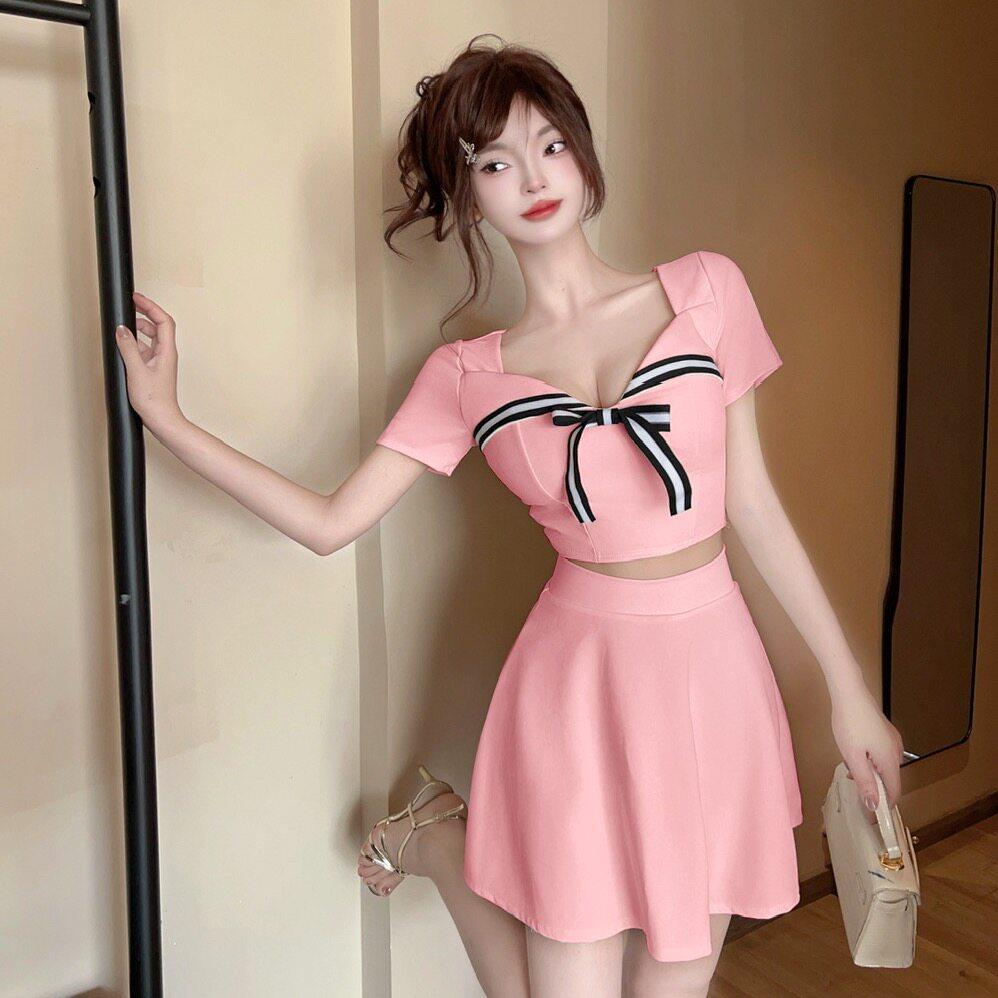温柔短袖露腰套装裙两件套设计感小众2025年新款别致气质显瘦女装