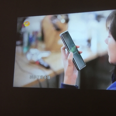 对比看看酷乐视V107对比坚果i6区别是？哪个好用？