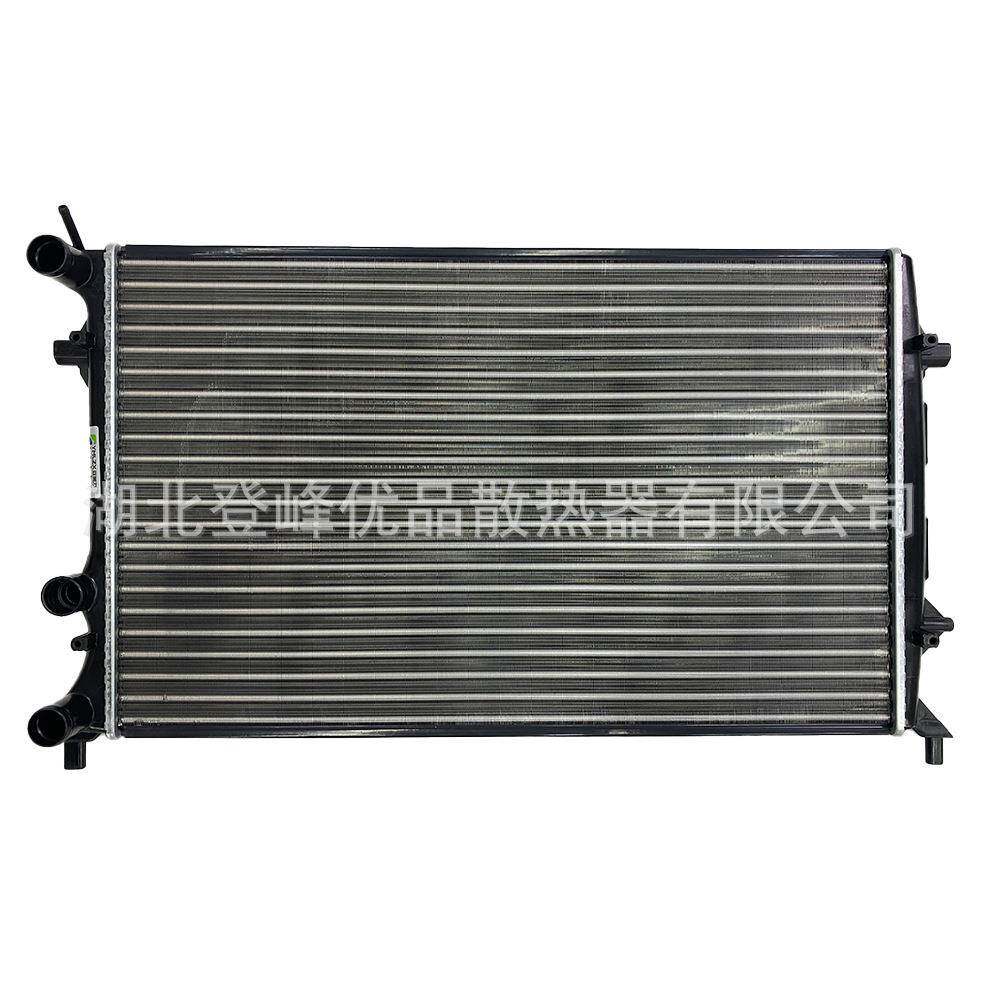 源头厂家汽车配件散热器水箱180121251P适配于新宝来1.6