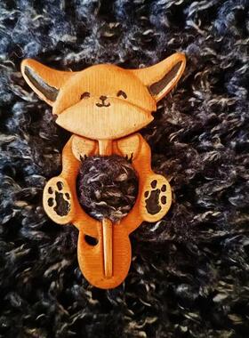 Brooch Pin with Wooden Animal Maple Fox Cat Panda Christmas