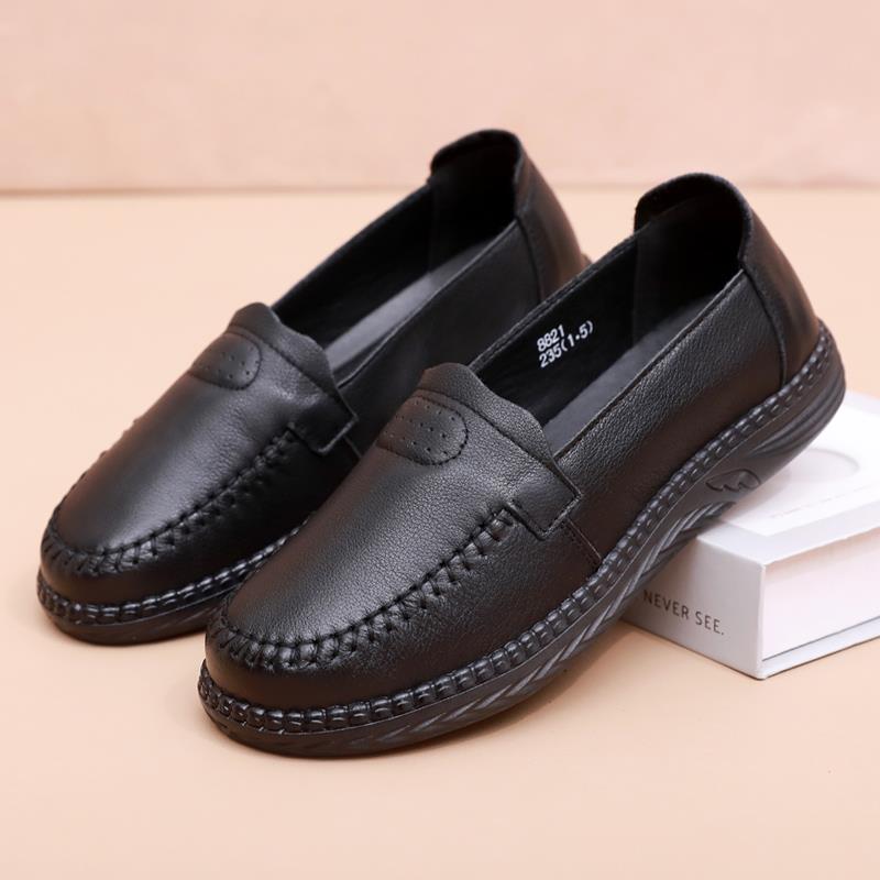 高档真皮单鞋低跟妈妈鞋春秋款中年女软底鞋防舒滑老人皮鞋平套脚