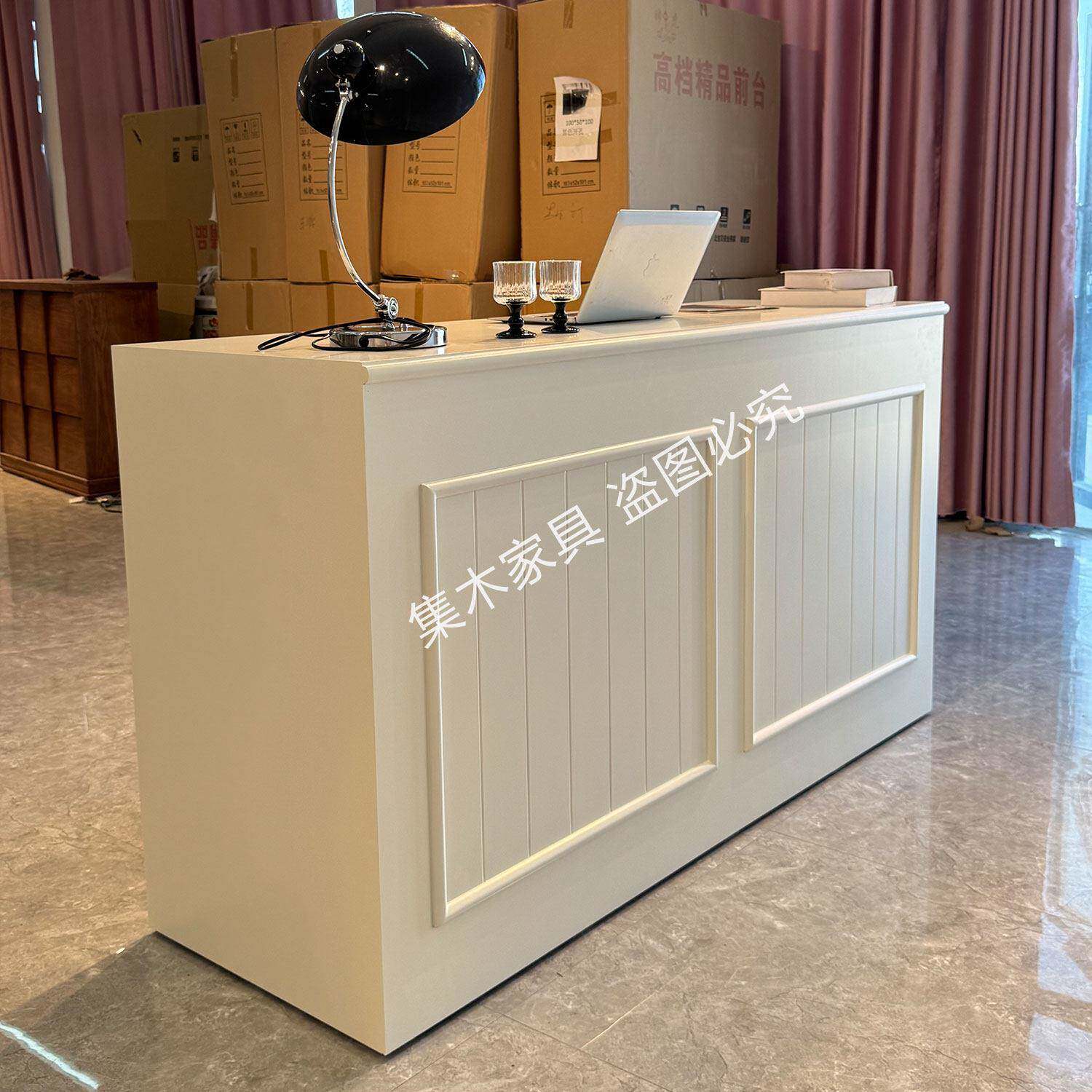 2026新款服装店吧台收银台奶白色高级感女装店前台接待台店铺柜台