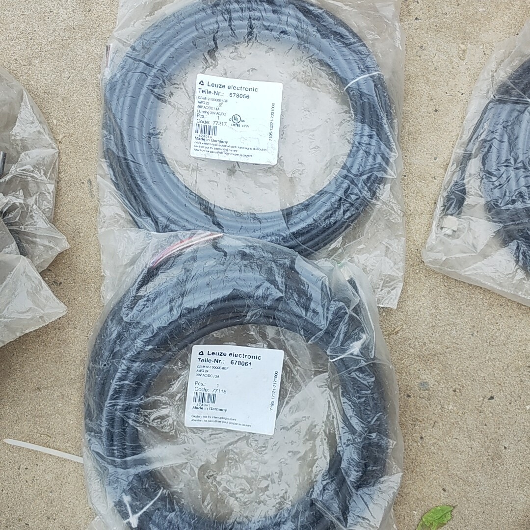 Leuze光栅连接线 CBM12-10000E-5GF-2根