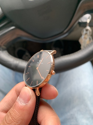 丹尼尔惠灵顿手表怎么样三周使用诉说质量问题