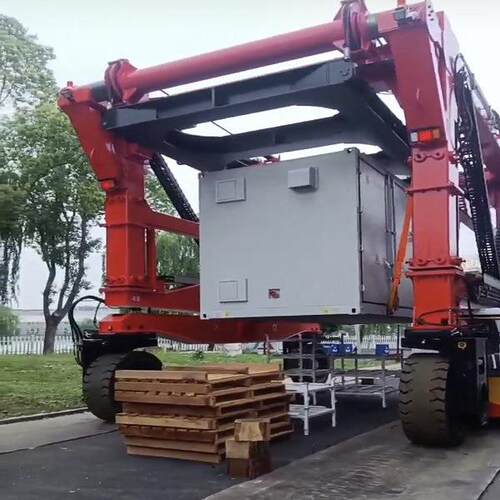 靖起集装箱跨运机非标设计箱体堆垛多行业适用运行速度快