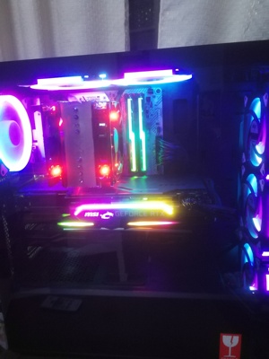 老实说微星魔龙万图师显卡怎么样?评测报告说不稳定是真的?