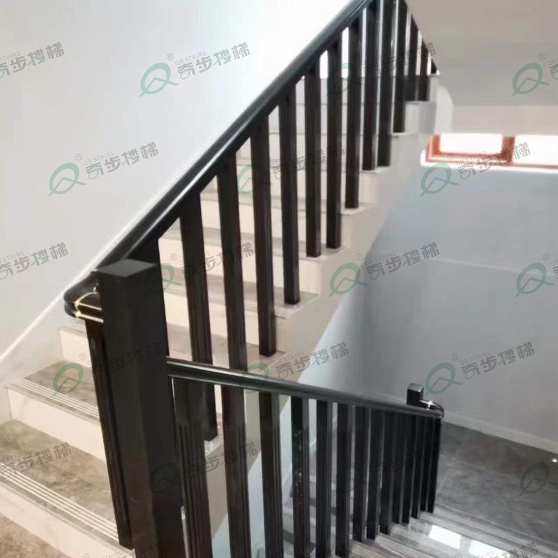 奇步楼梯泰国橡胶木扶手马蹄形 方形 家用室内楼梯 45×75mm
