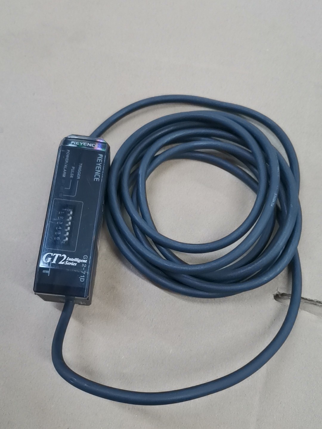 基恩士传感器GT2-71D功能包好，成色新，实物图