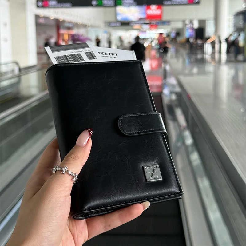 韩系简约护照夹外出旅行金属标护照包钱包复古ins证件收纳包卡包