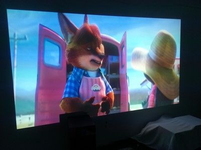 奥图码UHD566投影仪一个星期后，中肯点评奥图码UHD566投影...