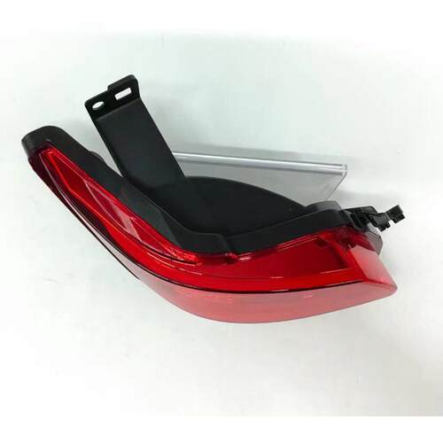 适用16-19款威驰vios流光后杠灯LED后保险杠尾灯流水多功能加改装