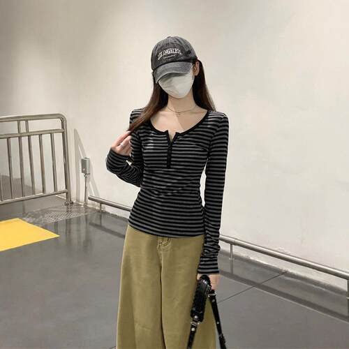 Womens Striped Long Sleeve TShirt Garment for Autumn Winter
