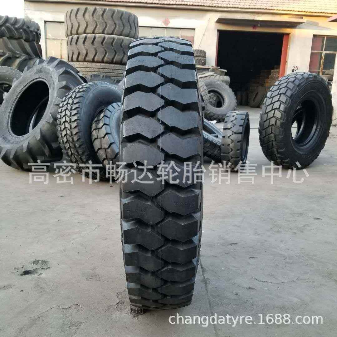11.00-20轮胎 工程轮胎 卡车轮胎 矿山花纹轮胎 两大块