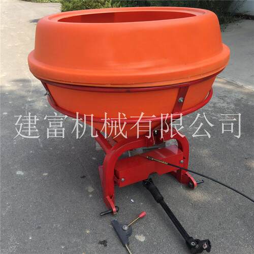 拖拉机后置式撒肥机塑料桶厂家后输出配套撒肥机塑料桶撒肥机