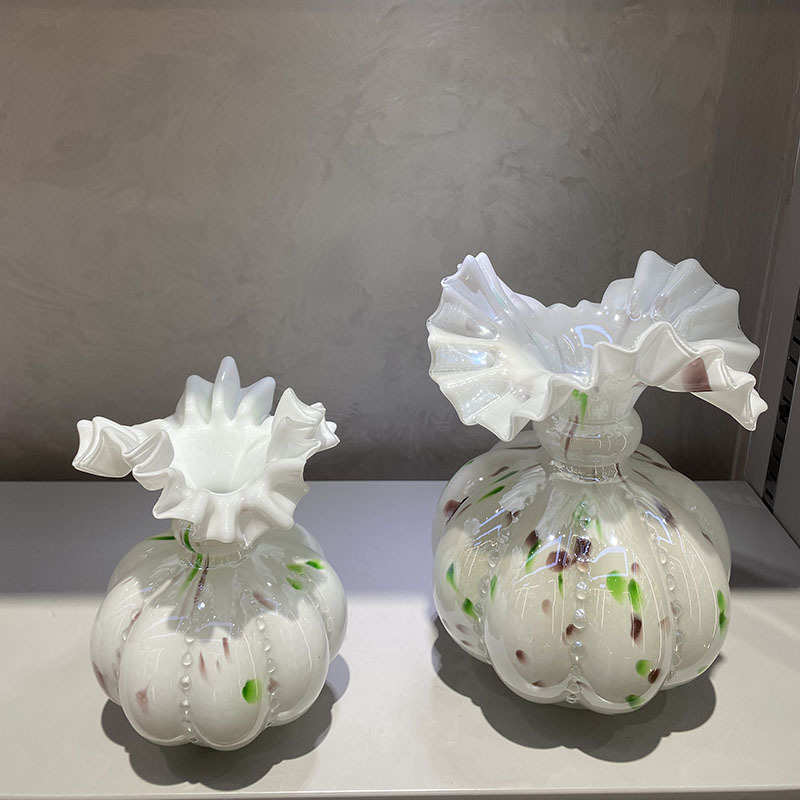 中古珠光白豆瓣芬顿花瓶复古小南瓜玻璃桌面花瓶家用插花水培花器