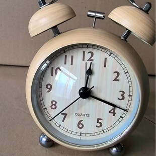 2024新款机械闹钟初高中学生老人专用起床神器强力叫醒充电小闹铃