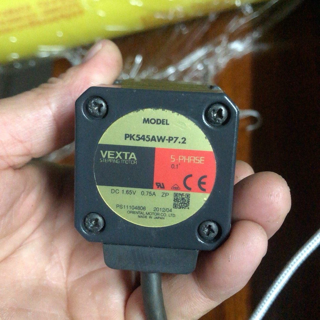 VEXTA+步进马达PK545AW-P7.2+实物拍摄，外观