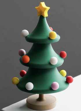 里面LM｜会跳舞的圣诞树圣诞礼物摆件可爱造型装饰品创意平安夜同